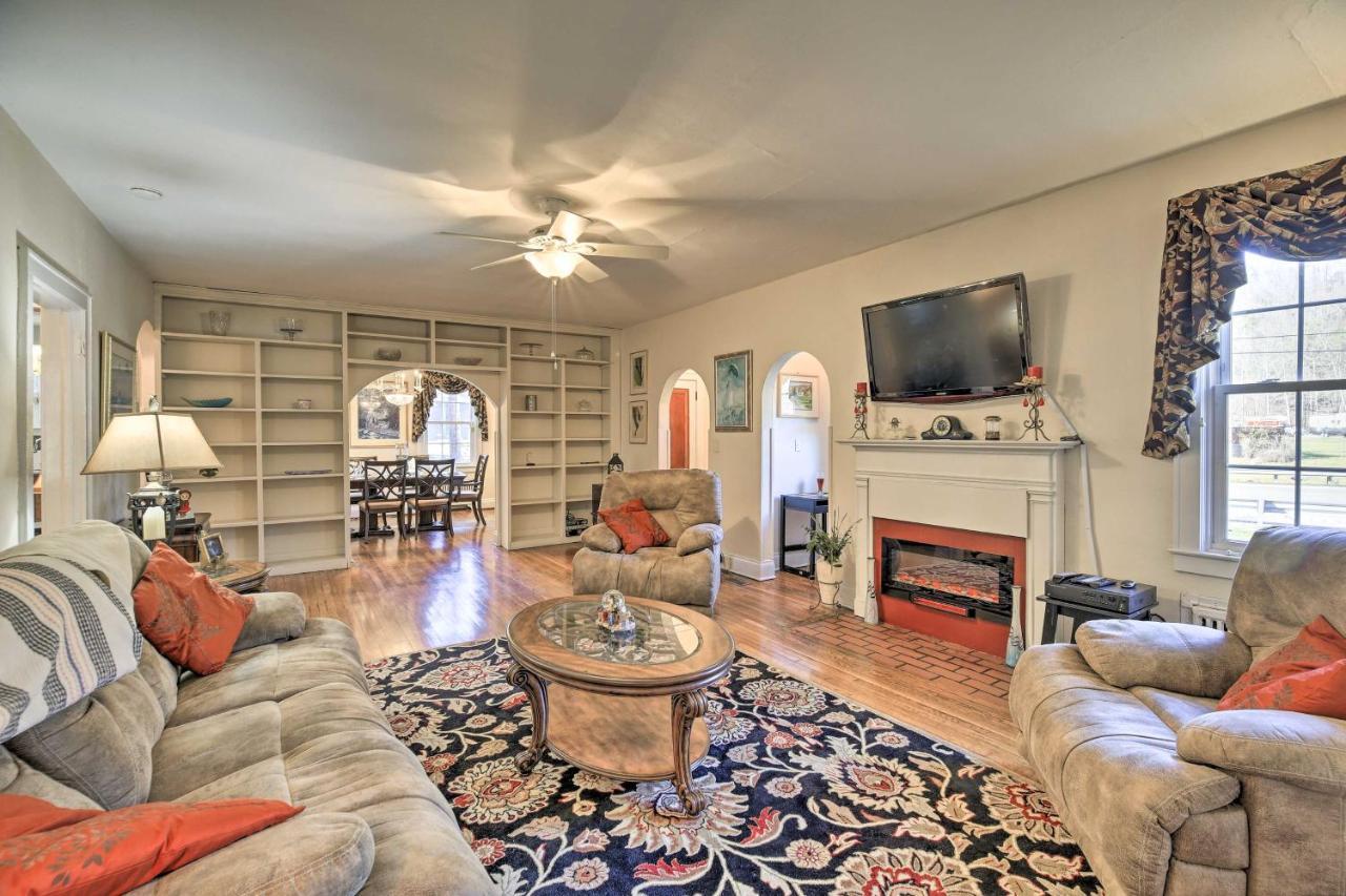 Homeplace With Yard - 10 Mi To Jenny Wiley! Paintsville Ngoại thất bức ảnh